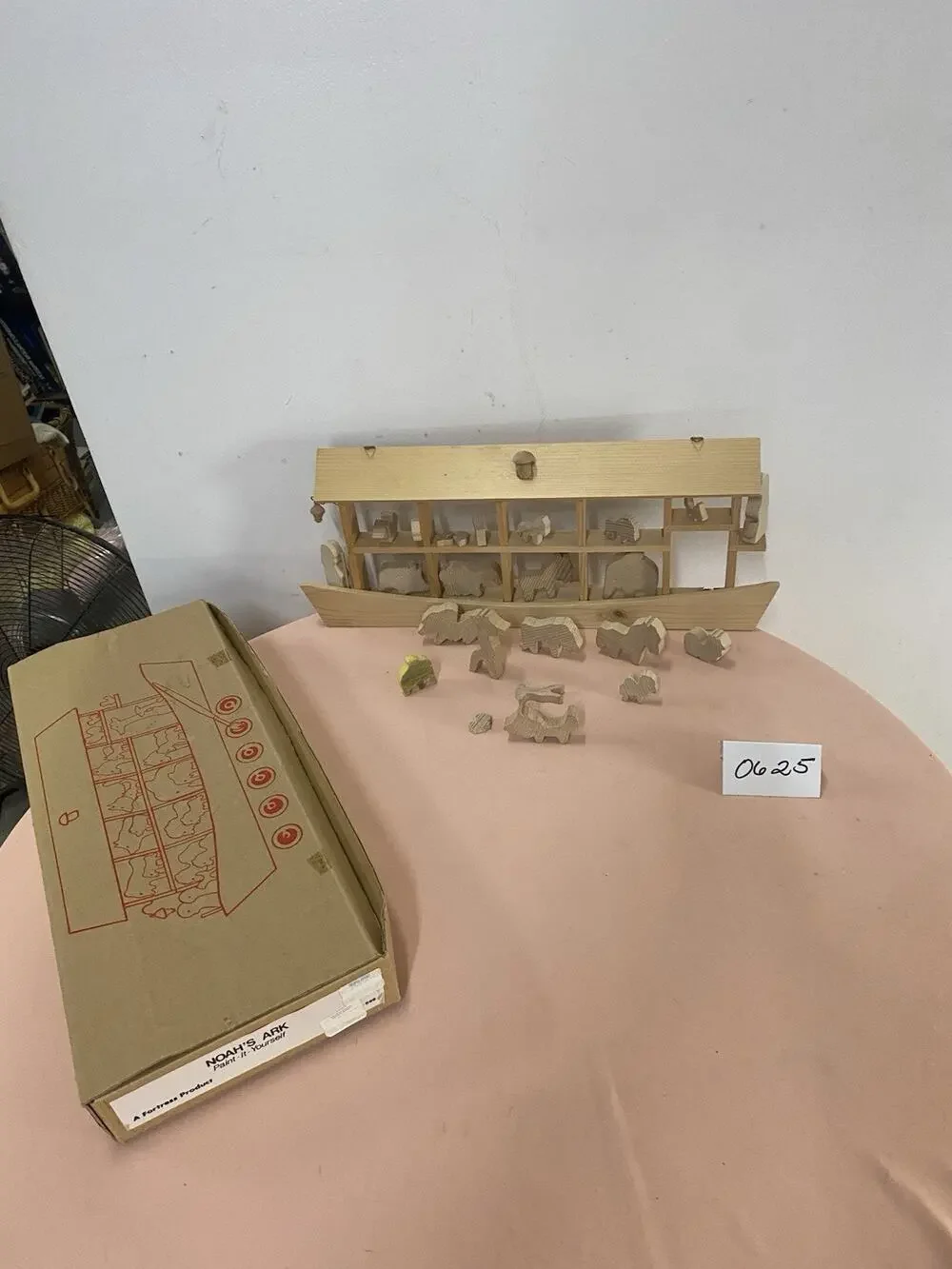 Noahs Ark Do it Yourself Paint 3D Wood Design Wall Hanging 17”X 7”With Box